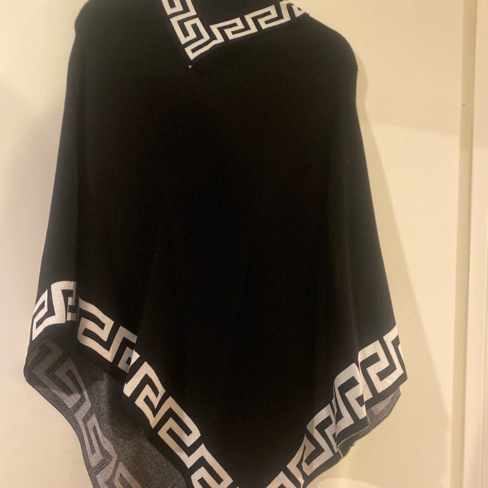 Black and White Sweater Shawl